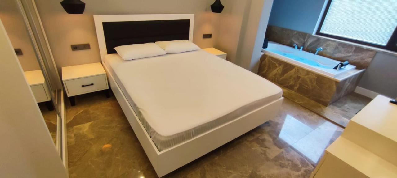 Arya Deluxe Apart 卡斯 外观 照片